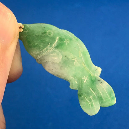Vintage 14K Yellow Gold Hand Carved Jade Jadeite Carp Koi Tarpon Fish Pendant