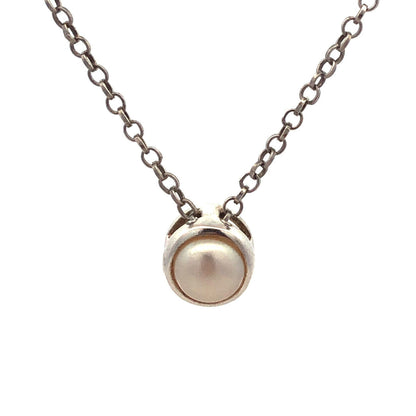 Sterling Silver Round Pearl Petite Pendant Necklace