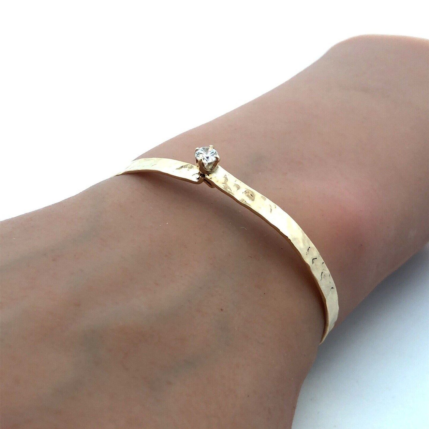 Modernist 14K Yellow Gold Hammered Textured Cubic Zirconia Oval Bangle Bracelet