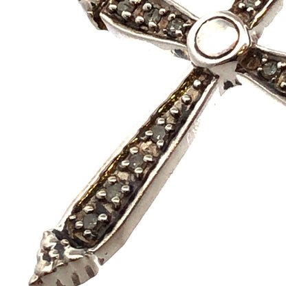 Designer 925 Sterling Silver Round Diamond Textured Cross Pendant