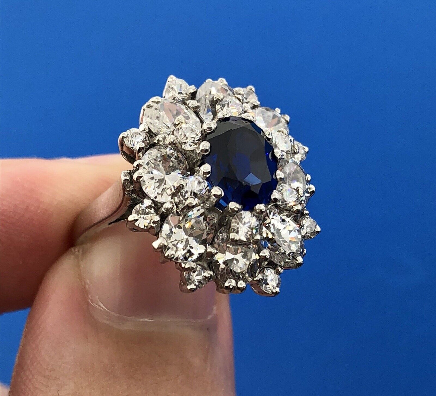 Spectacular Sterling Silver 925 Blue Sapphire CZ Oval Cluster Cocktail Ring