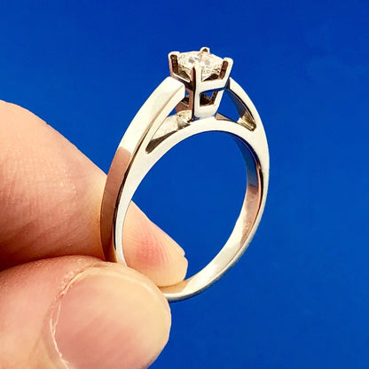 Vintage 14K White Gold Princess Diamond Solitaire Engagement Promise Ring