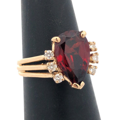 Designer 14K Yellow Gold Pear Shaped Garnet Round Diamond Accent Cocktail Ring