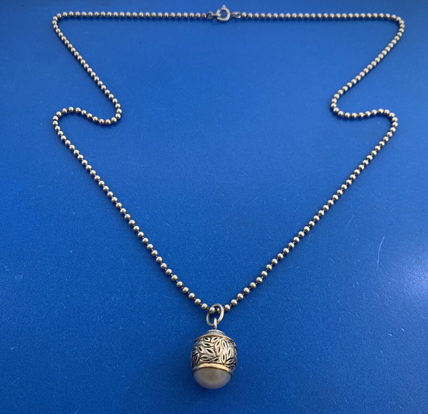 Designer 925 Sterling Silver 14K Gold Pearl Leaf Motif Pendant Necklace