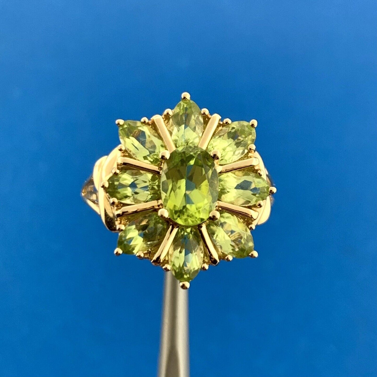 10K Yellow Gold Cluster Peridot Cocktail Statement Ring