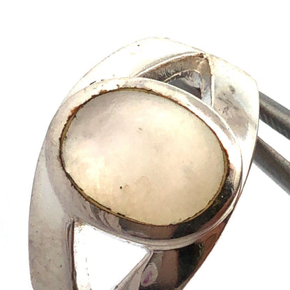 Designer 925 Sterling Silver Oval Mother of Pearl Drop Stud Earrings