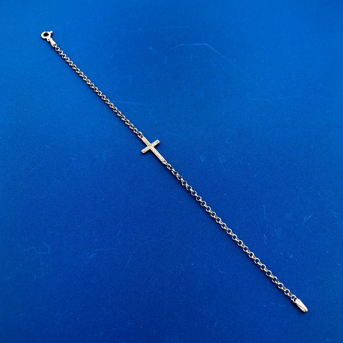 Jacmel Mauritius JCM 925 Sterling Silver Cross Single Station Link Bracelet