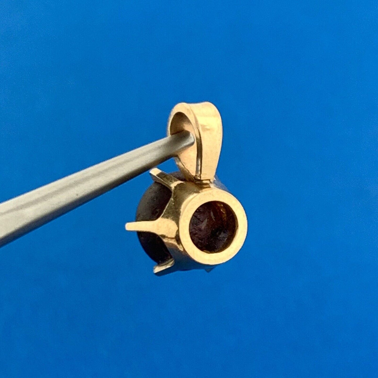 14K Yellow Gold Burgundy Purple Star Sapphire Solitaire Charm Pendant