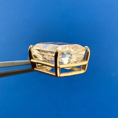 Mystical 14K Yellow Gold Golden Reticulated Quartz Well Being Statement Pendant