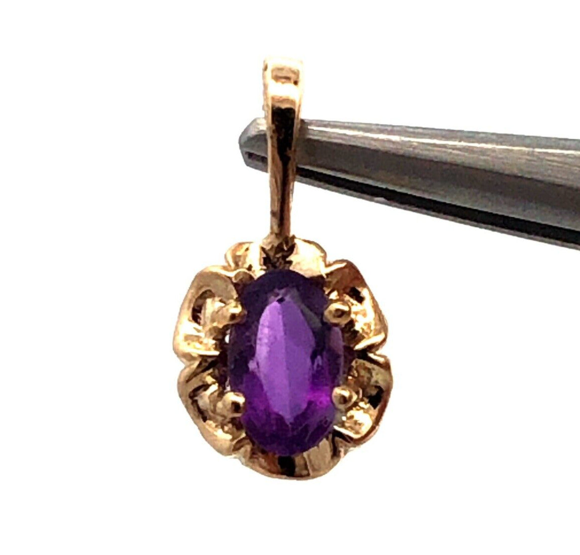 Designer PJ 14K Yellow Gold Oval Purple Amethyst Soliatire Flower Charm Pendant