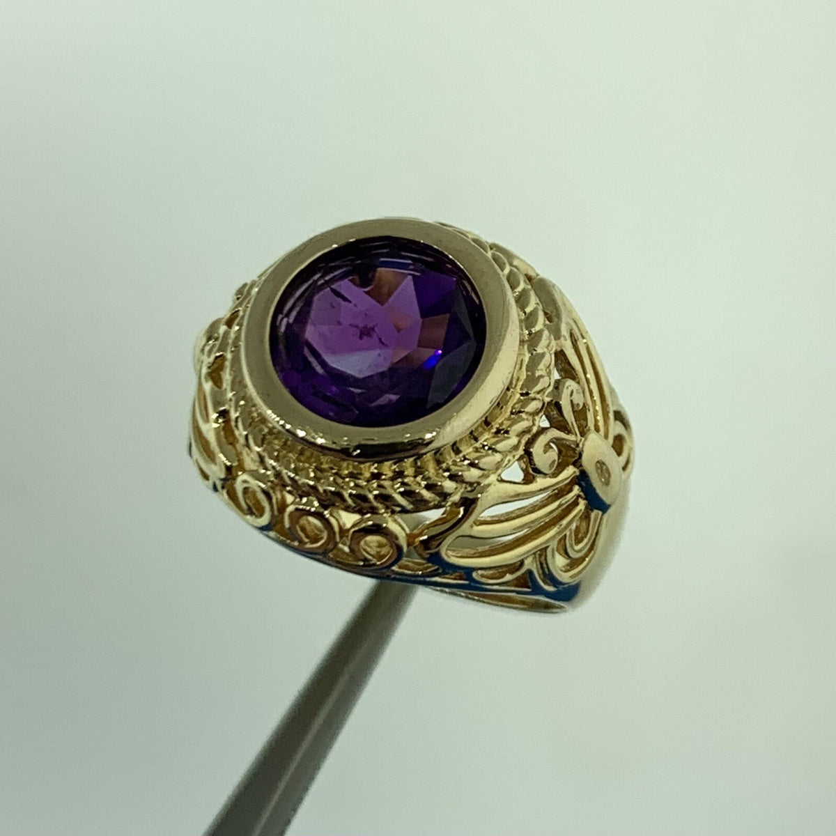 Designer 925 Sterling Silver Vermeil Round Amethyst Butterfly Scroll Ring