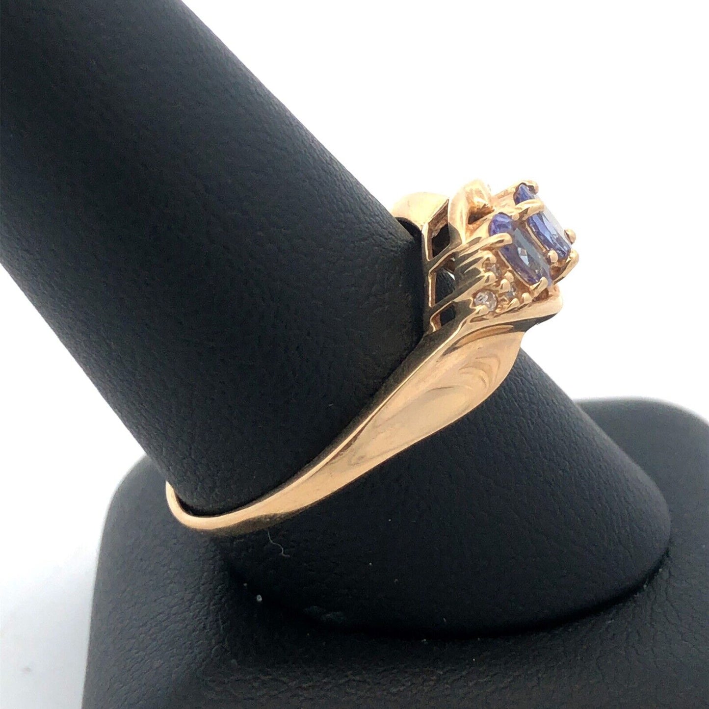 Gorgeous 14k Yellow Gold Oval Triple Tanzanite Diamond Twist Ring Size 9.75