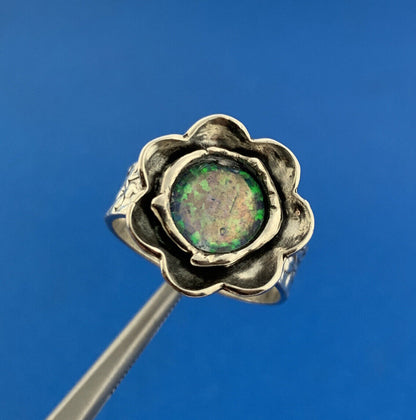 Vintage 925 Sterling Silver Opal Doublet Floral Scroll Flower Power Ring