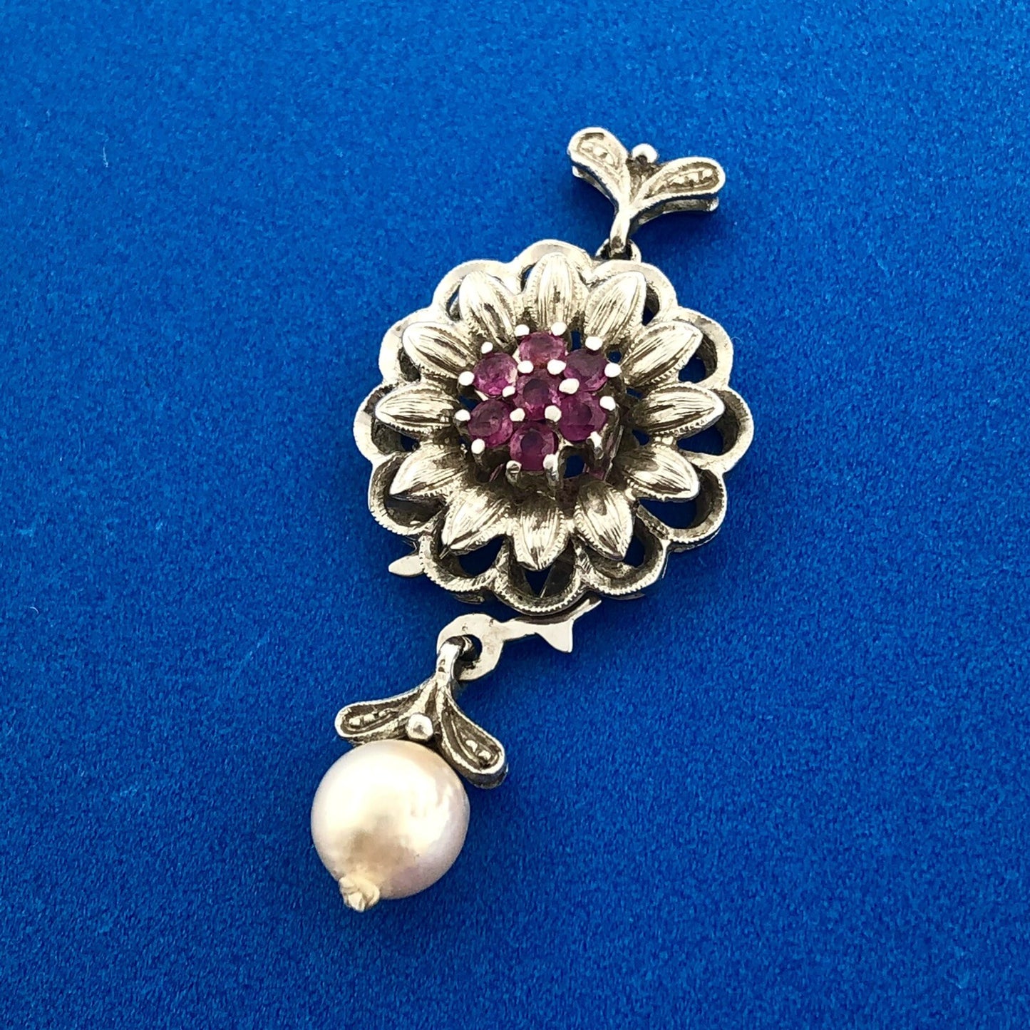 Vintage 18k White Gold Round Ruby White Pearl Flower Bracelet Necklace Clasp