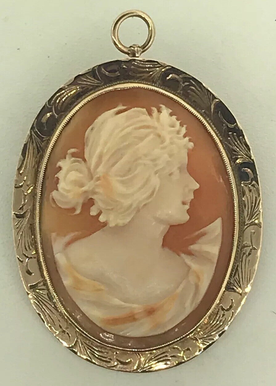 Victorian 10K Yellow Gold Oval Carved Cameo Floral Scroll Brooch Pendant