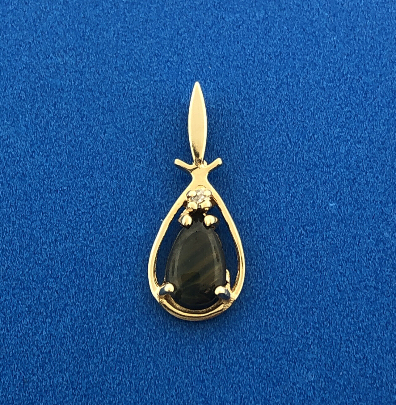 Gorgeous 14k Yellow Gold Cabochon Pear Hematite Diamond Teardrop Pendant