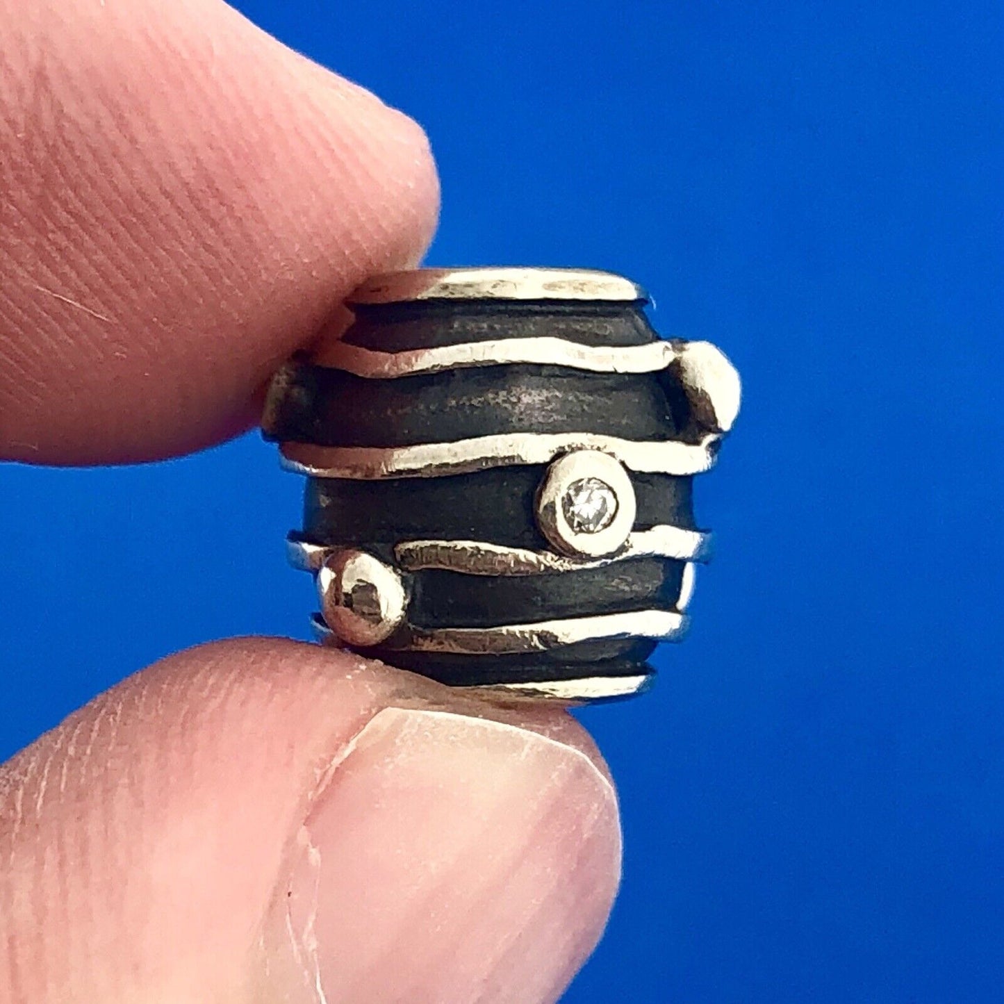 Designer 925 Sterling Silver Cubic Zirconia Bee Hive Slide Bracelet Barrel Charm