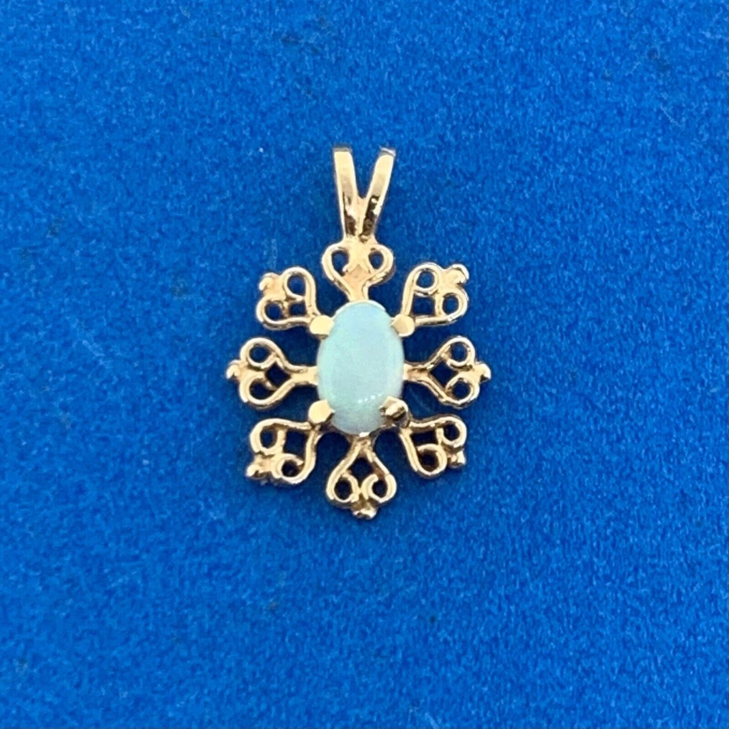 Designer 14K Yellow Gold Oval Opal Filigree Snowflake Drop Dangle Pendant