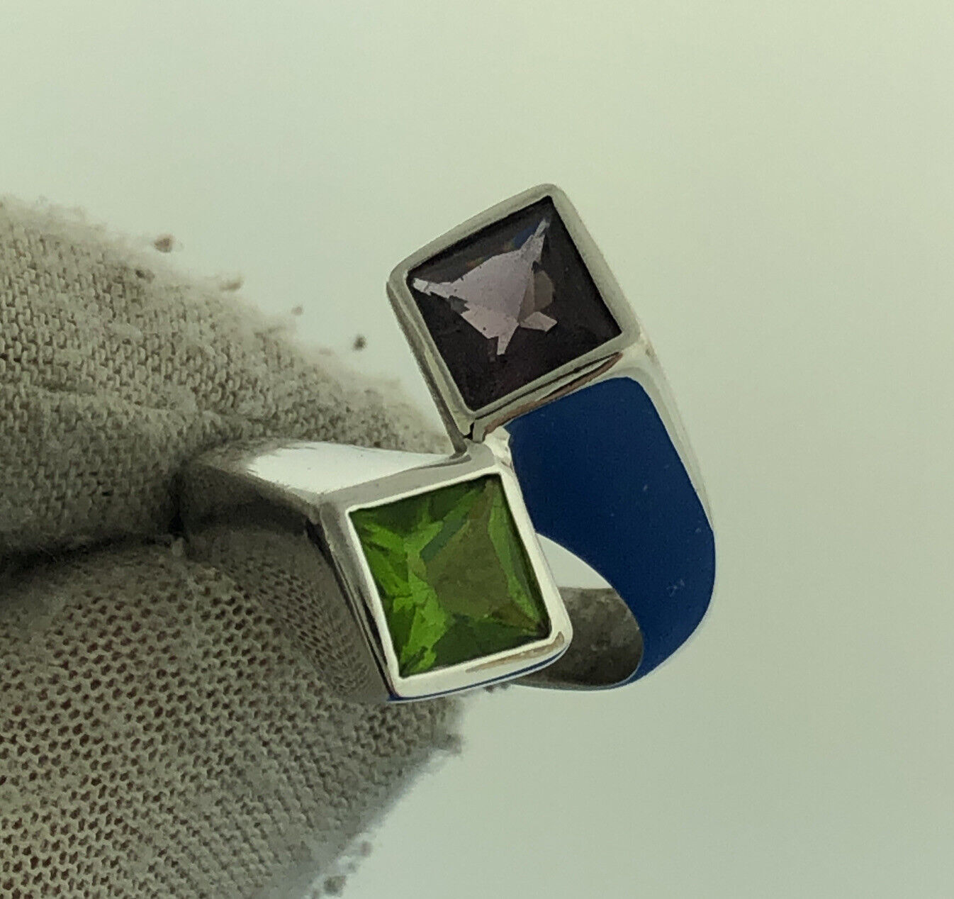 Stunning 925 Sterling Silver Chartreuse Amethyst Cubic Zirconia Modenist Ring