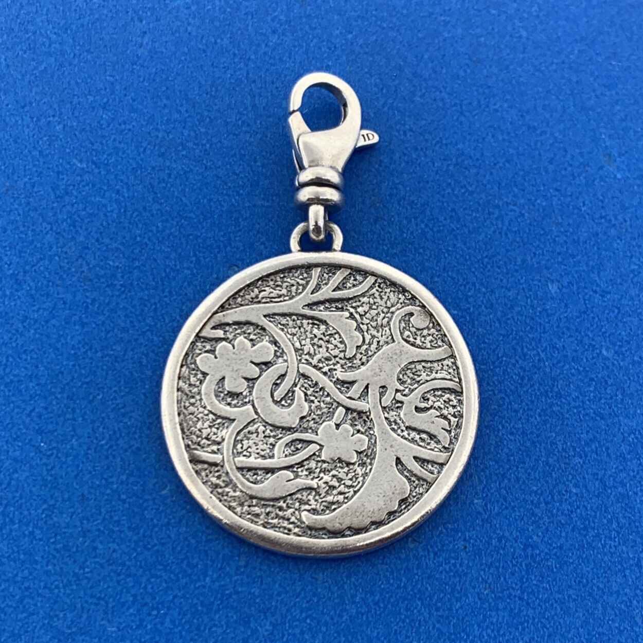Silpada 925 Sterling Silver Floral Scroll Dream It Reversible Disc Charm Pendant