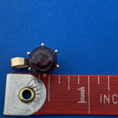 14K Yellow Gold Burgundy Purple Star Sapphire Solitaire Charm Pendant