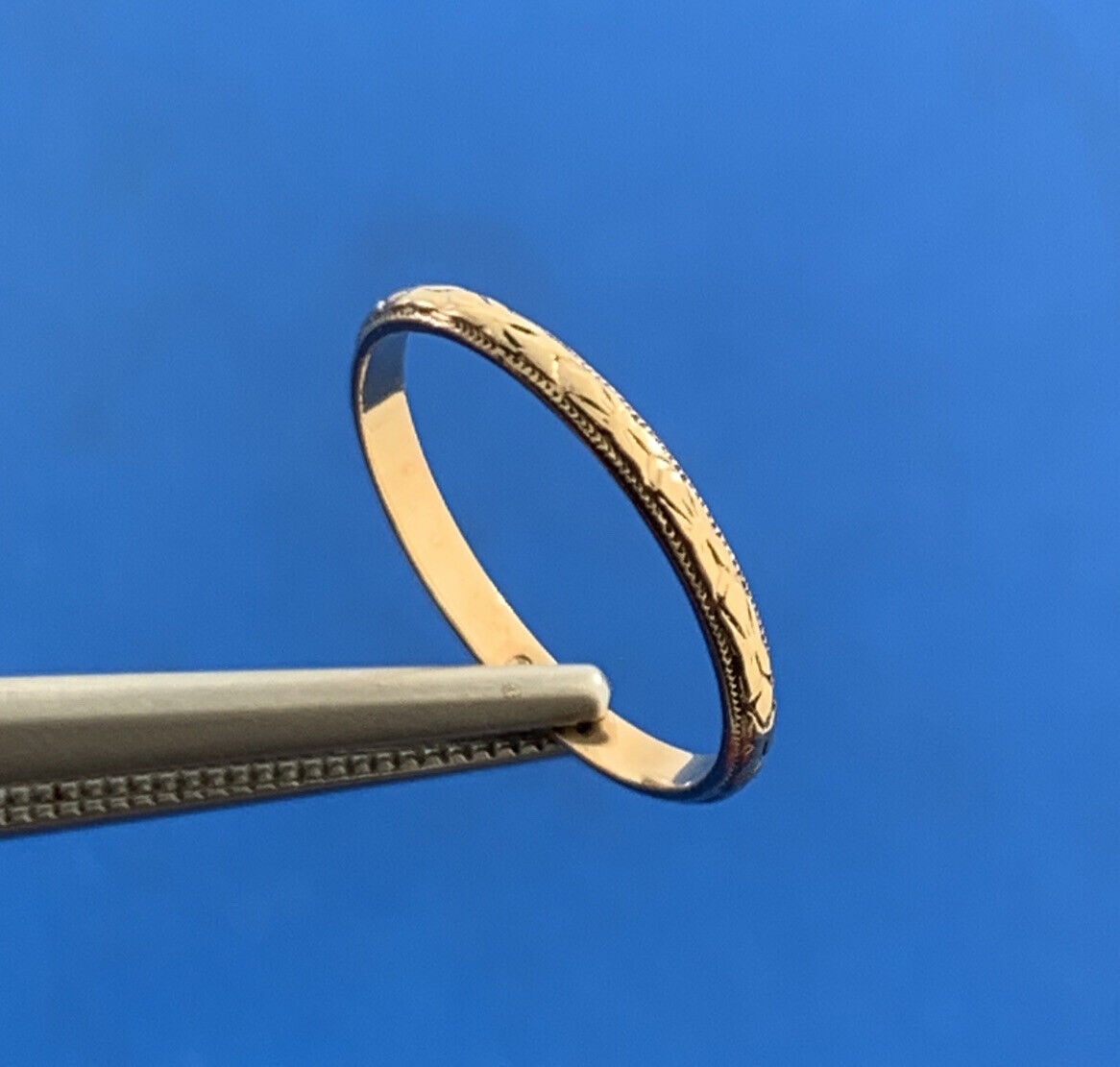 Vintage 10K Yellow Gold Floral Scroll Child Baby Band Ring