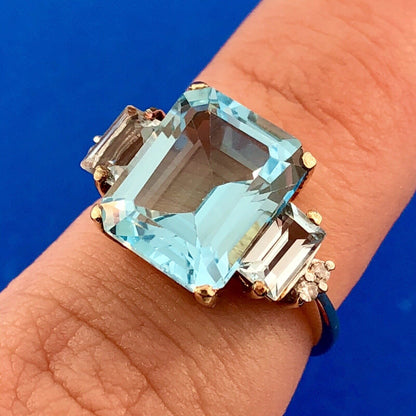 14K Yellow Gold Blue Topaz Diamond December Anniversary Cocktail Statement Ring