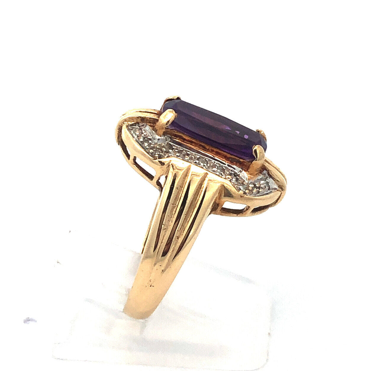 Vintage 14K Yellow Gold Oval Amethyst Diamond Halo Statement Anniversary Ring