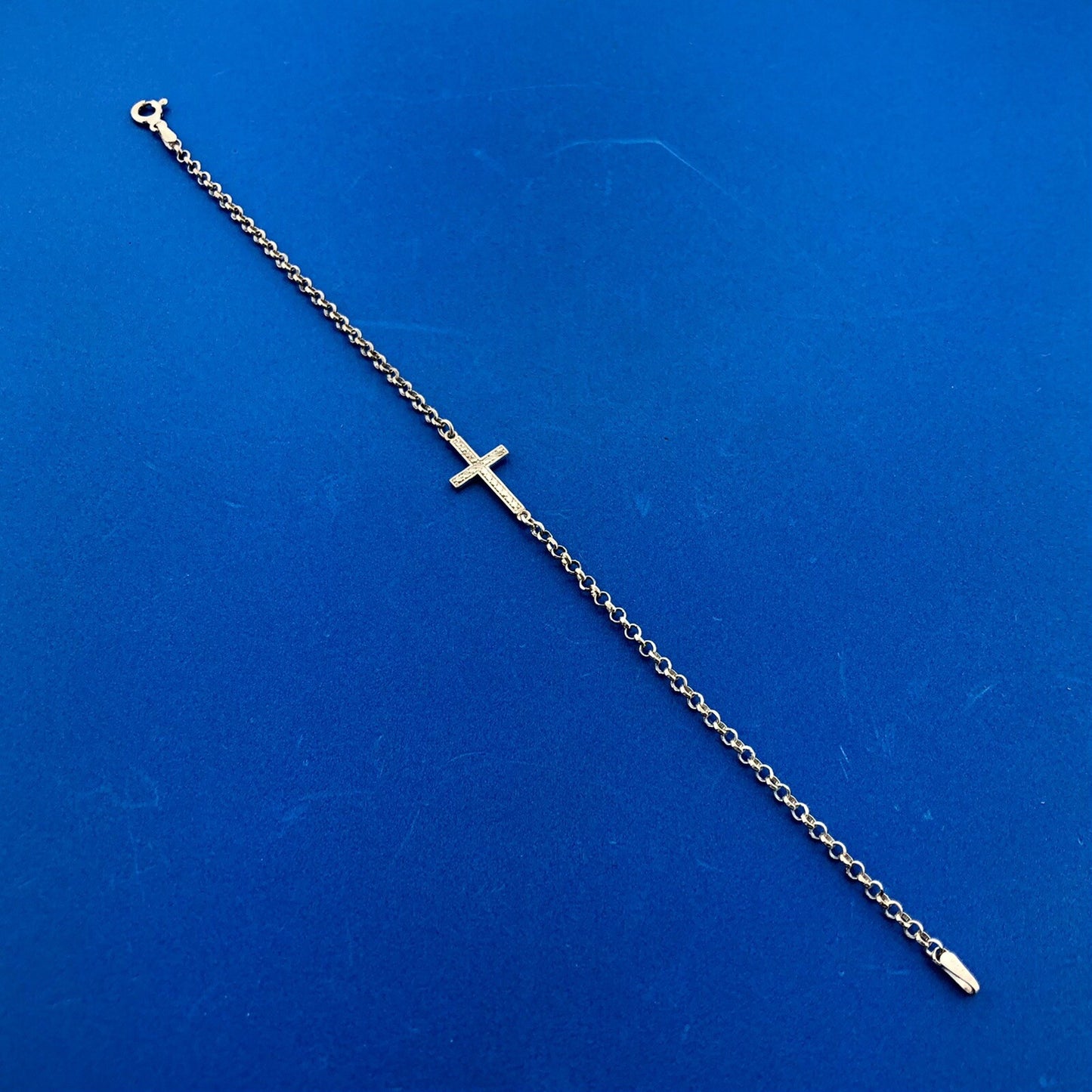 Jacmel Mauritius JCM 925 Sterling Silver Cross Single Station Link Bracelet