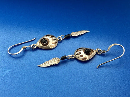 Estate Native American Sterling Silver Black Onyx Bear Paw Feather Drop Earrings