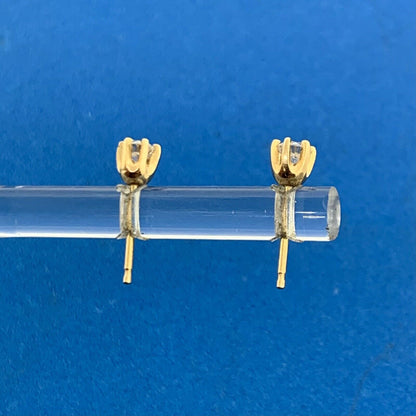 14K Yellow Gold Round Diamond Buttercup Stud Starter Earrings