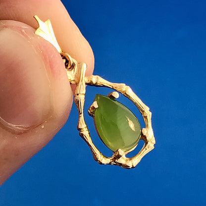Vintage Estate 14K Yellow Gold Pear Jade Jadeite Bamboo Drop Dangle Earrings