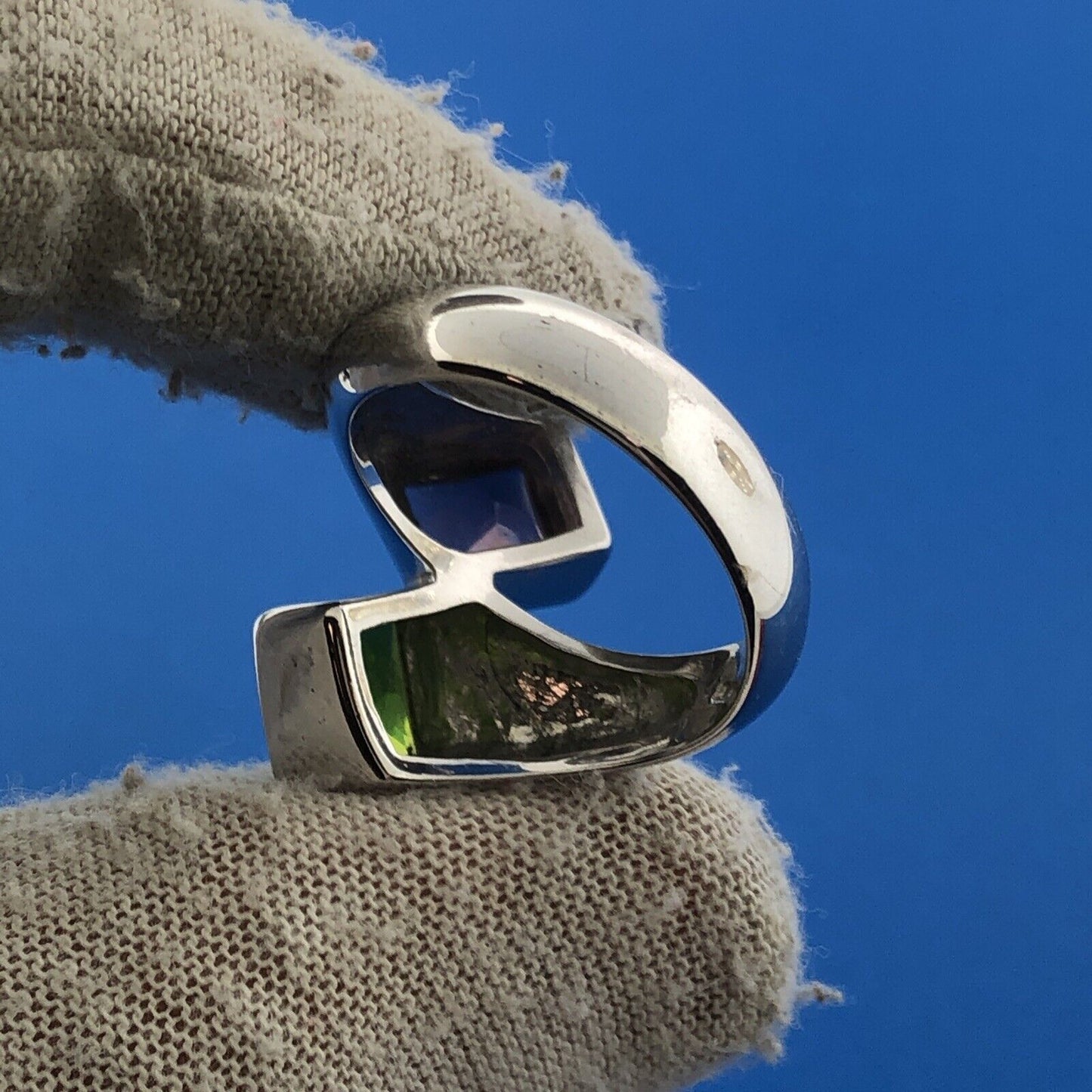 Stunning 925 Sterling Silver Chartreuse Amethyst Cubic Zirconia Modenist Ring