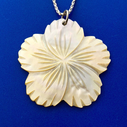 Dramatic Milor Italy Sterling Silver 925 Carved Mother Of Pearl Pendant Necklace