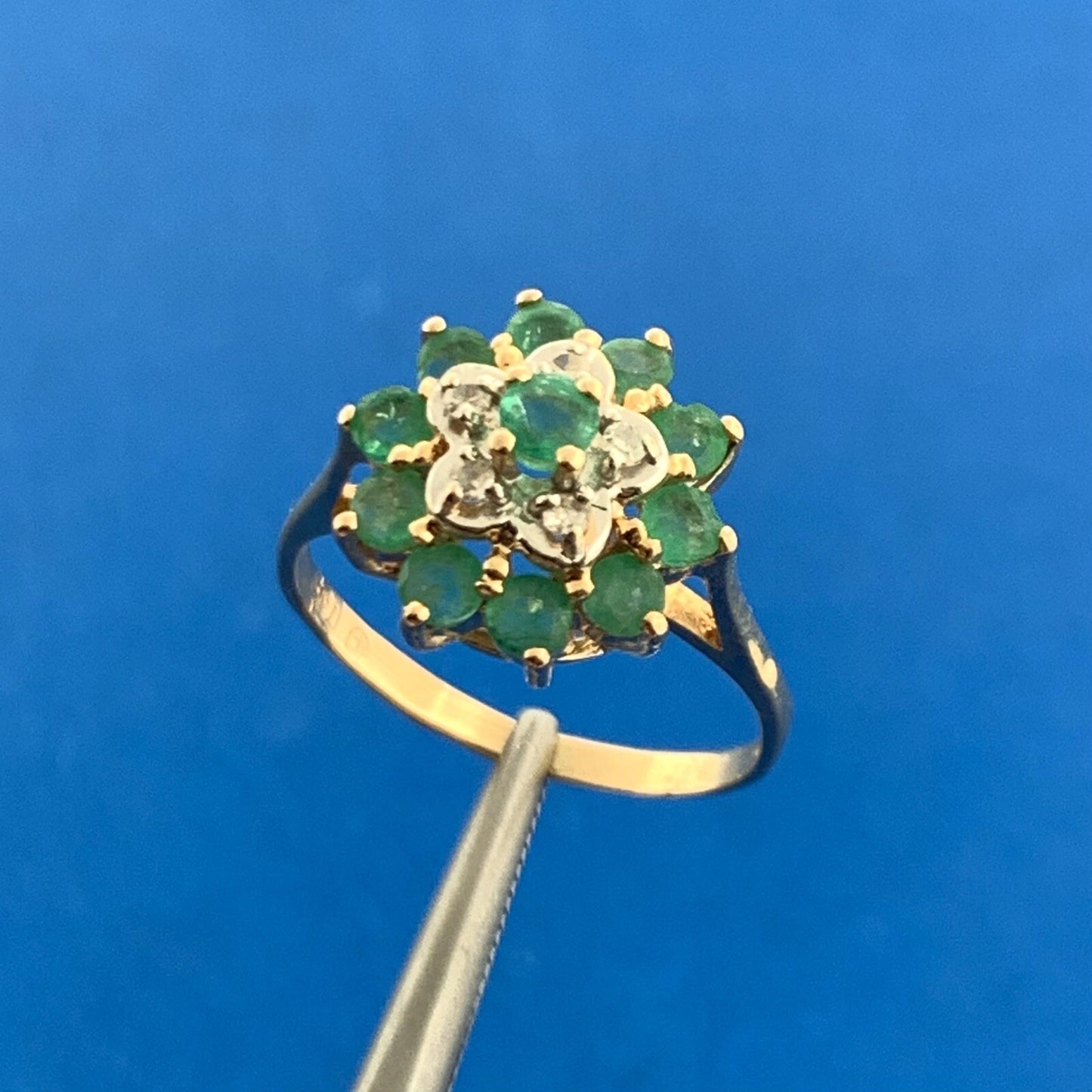 Vintage Designer 14K Emerald Diamond Accent Floral Cluster May Anniversary Ring