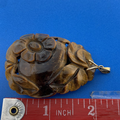 Gorgeous 9k Yellow Gold Carved Tiger's Eye Quartz Floral Stone Dangle Pendant