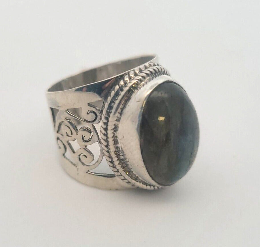 925 Sterling Silver Oval Labradorite Cabochon Statement Open Scroll Ring
