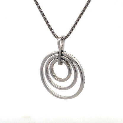 Gorgeous 14k White Gold Diamond Graduated Circle Pendant 16" Chain Necklace