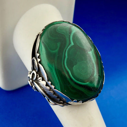 Vintage Native American Artisan 925 Sterling Silver Malachite Statement Ring
