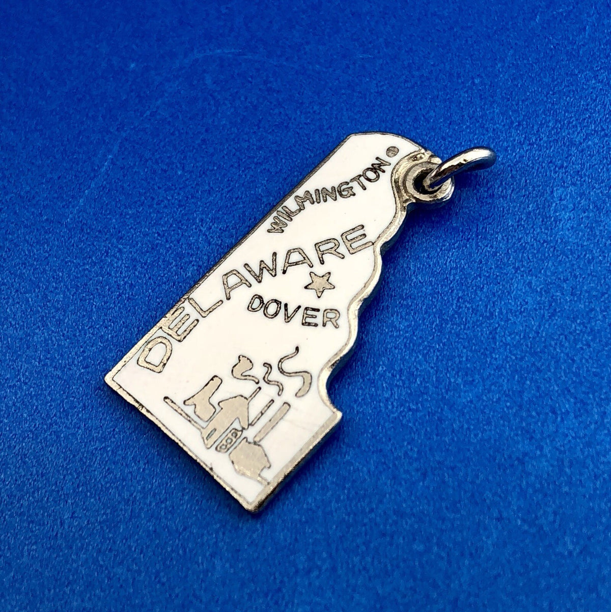 Sterling Silver State Charm - Delaware