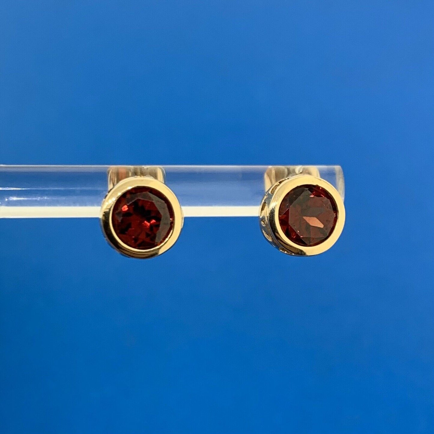 14K Yellow Gold Red Garnet Solitaire Stud Earrings