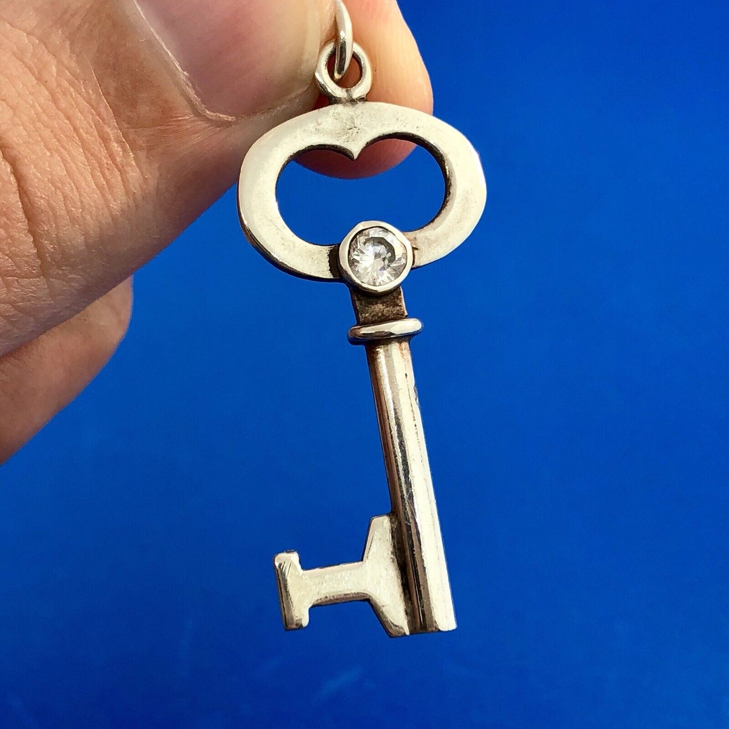 Retro 925 Sterling Silver Cubic Zirconia CZ Key To My Heart Pendant