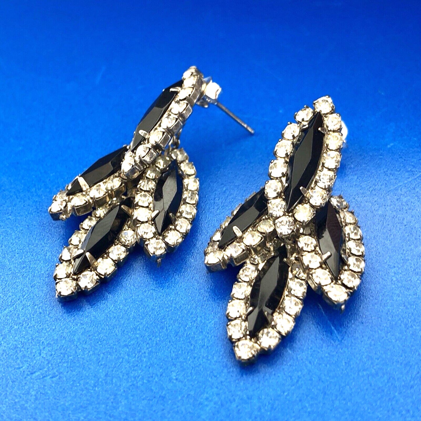 Art Deco Silver Tone Black Jet White Rhinestone Feather Leaf Dangle Earrings