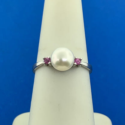 Designer 10K White Gold Pearl Ruby Accented Size 7 Ring
