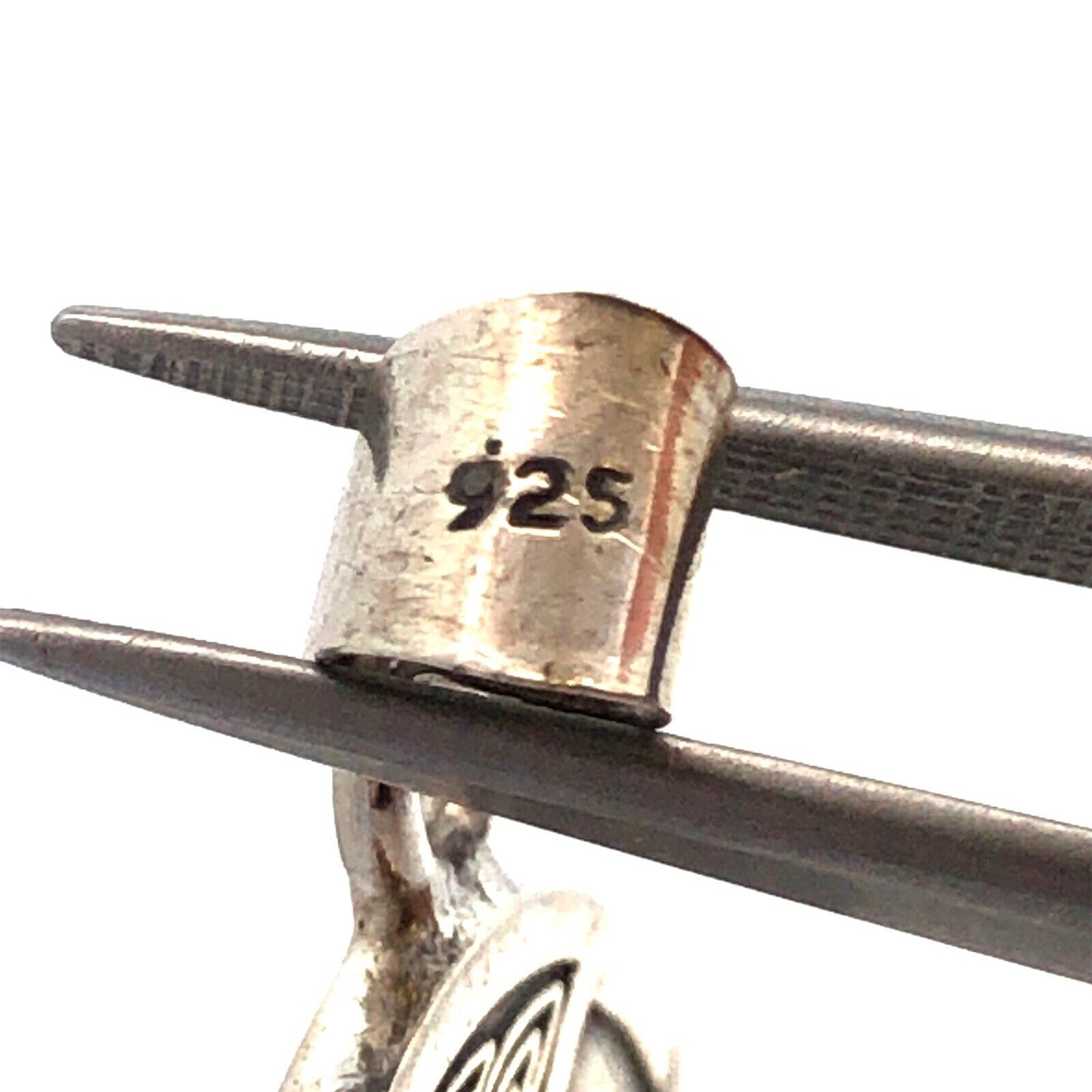 Vintage 925 Sterling Silver Celctic Cross Round Pendant