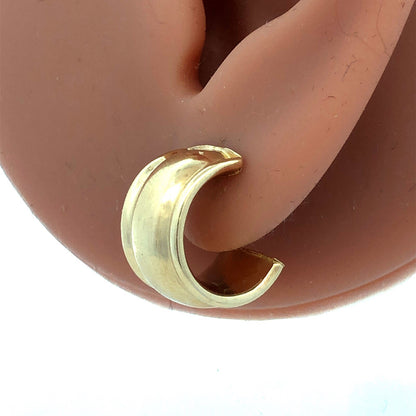 14K Yellow Gold Designer Statement Fluted Textured Round Huggy Hoop Earrings