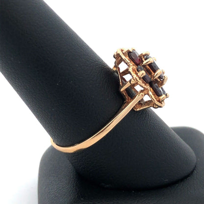 Vintage ESEMCO 10K Yellow Gold Round Garnet Floral Cluster Cocktail Ring