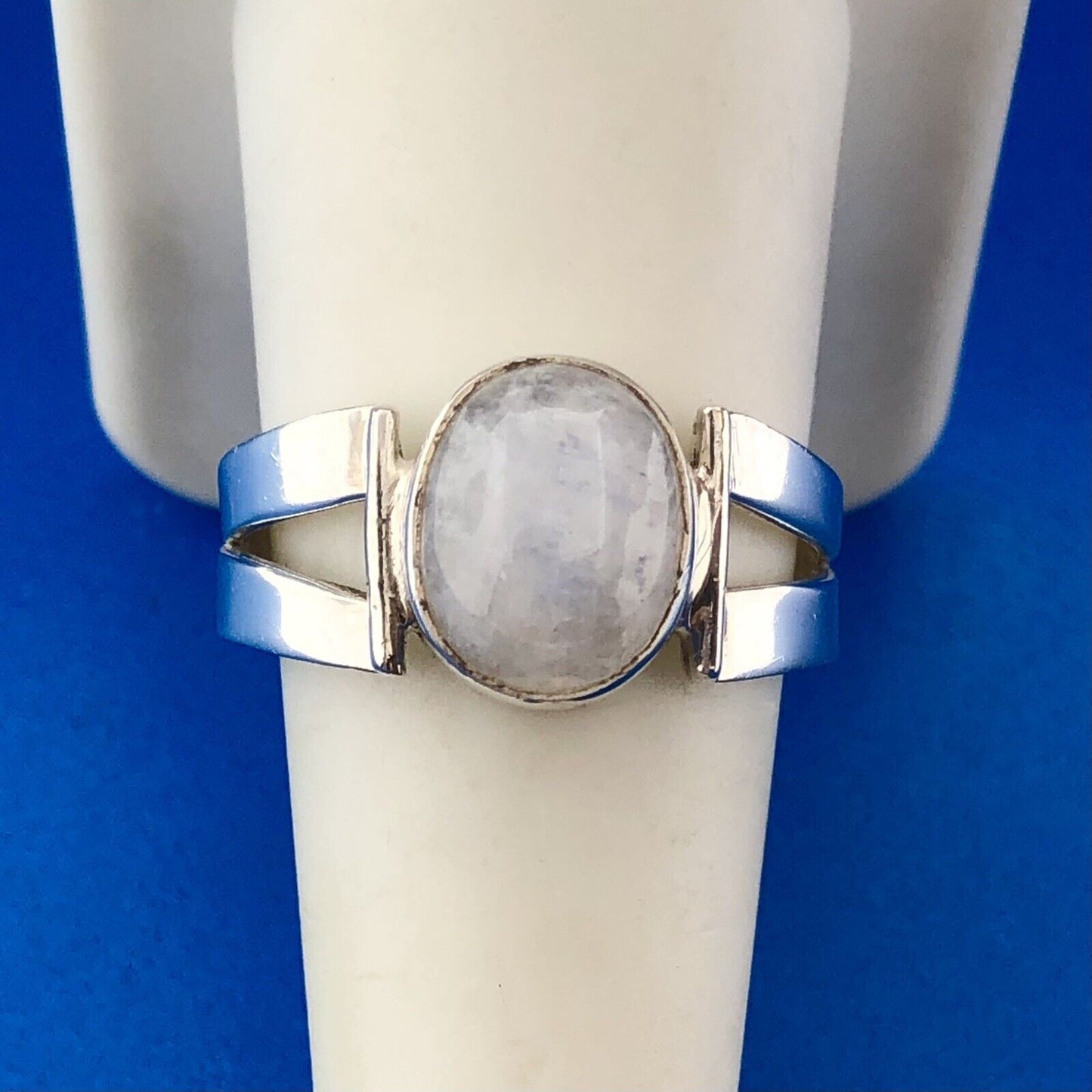 Retro 925 Sterling Silver Oval Moonstone Cabochon Modernist Ring