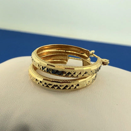 Elegant Designer 14K Yellow Gold Diamond Cut Textured Hoop Earrings