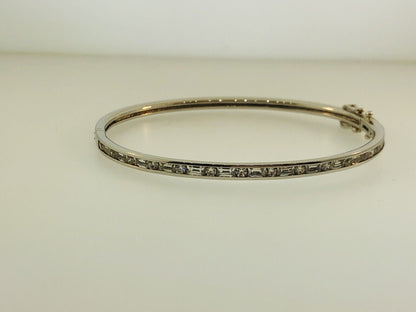 Designer SW Stunning Sterling Silver 925 Cubic Zirconia Hinged Bangle Bracelet